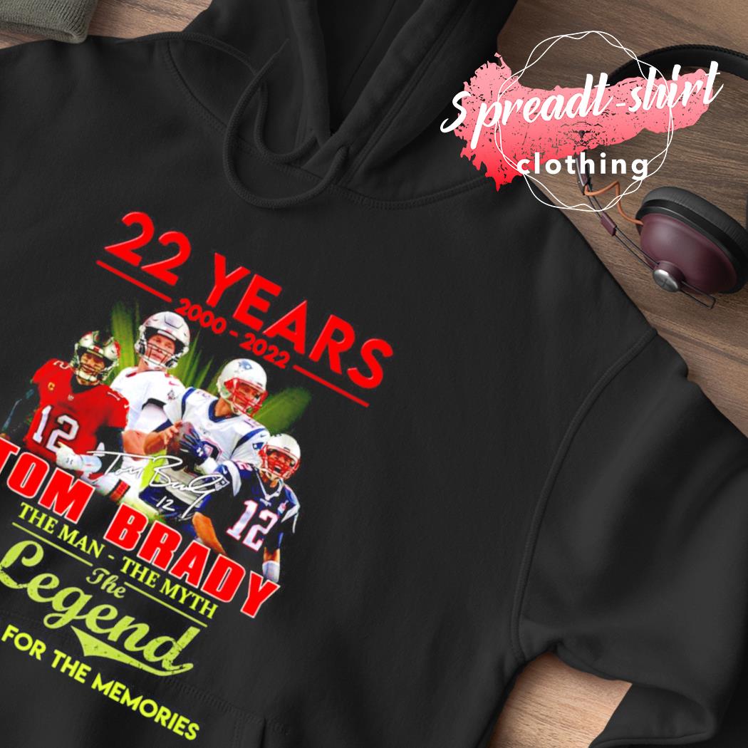 22 years 2000-2022 Tom Brady thank you for the memories T-shirt